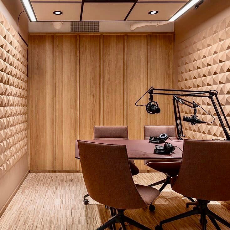 Cork wall covering